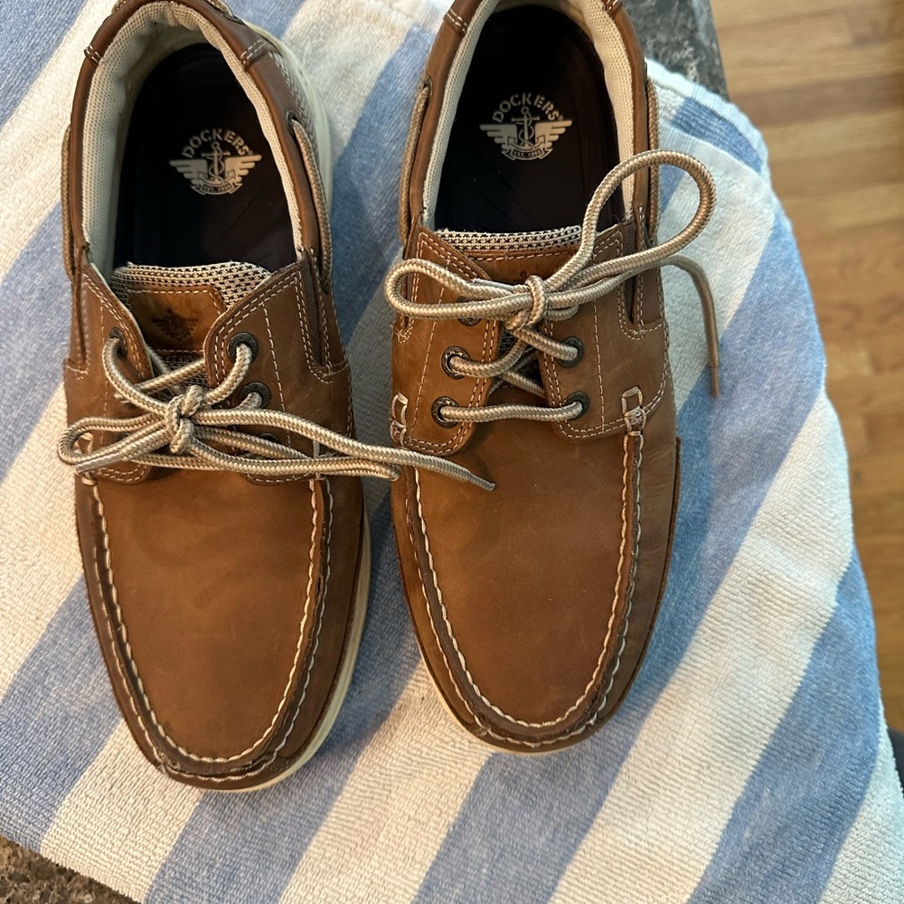 Mens Dockers Beacon Men’s Leather boat shoes